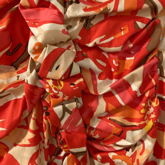 Simon Chang Floral Dress - Picture 2 of 3